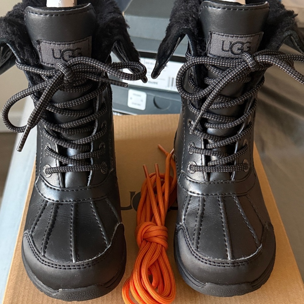 ❌SOLD❌ UGG Black Boots
